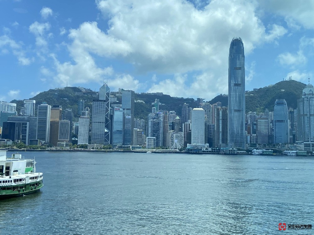 为什么全球企业家都在疯狂选择香港公司注册？背后真相竟是……